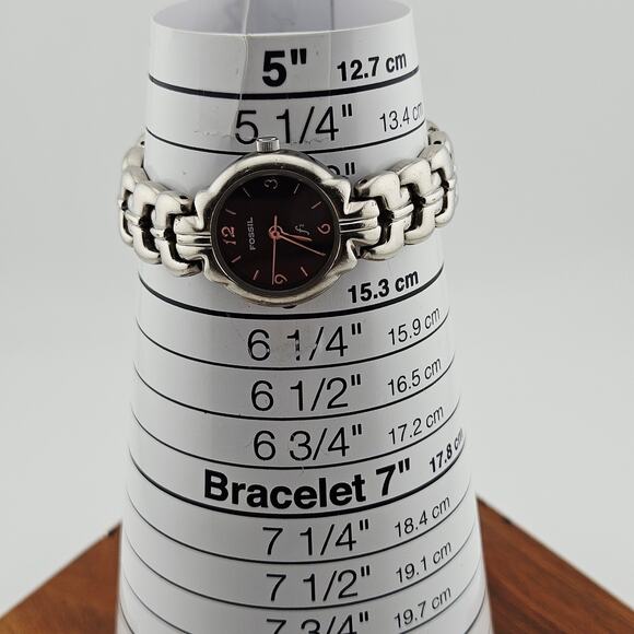 Fossil Women's Silver Tone Black Dial Watch Bracelet Link Style ES-8983 - Picture 7 of 7